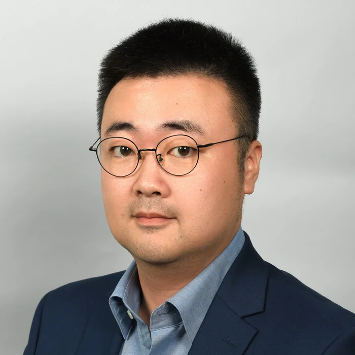 Portrait of Xiaoguang Wu